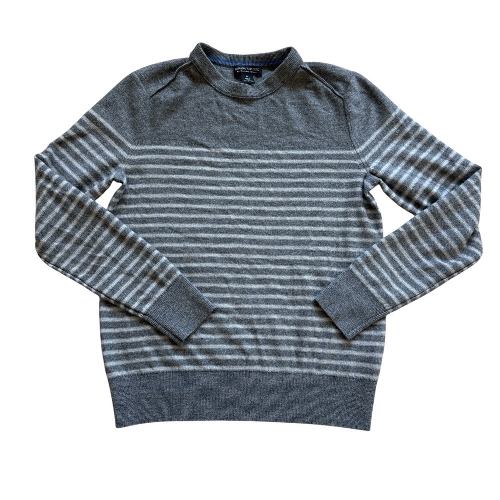 Banana Republic 100% Merino Wool Sweater Gray Striped Crewneck Minimalist M